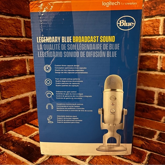Logitech Creators Blue Yeti USB Microphone In Box Used 1X Silver, Podcast, Games - Picture 3 of 10